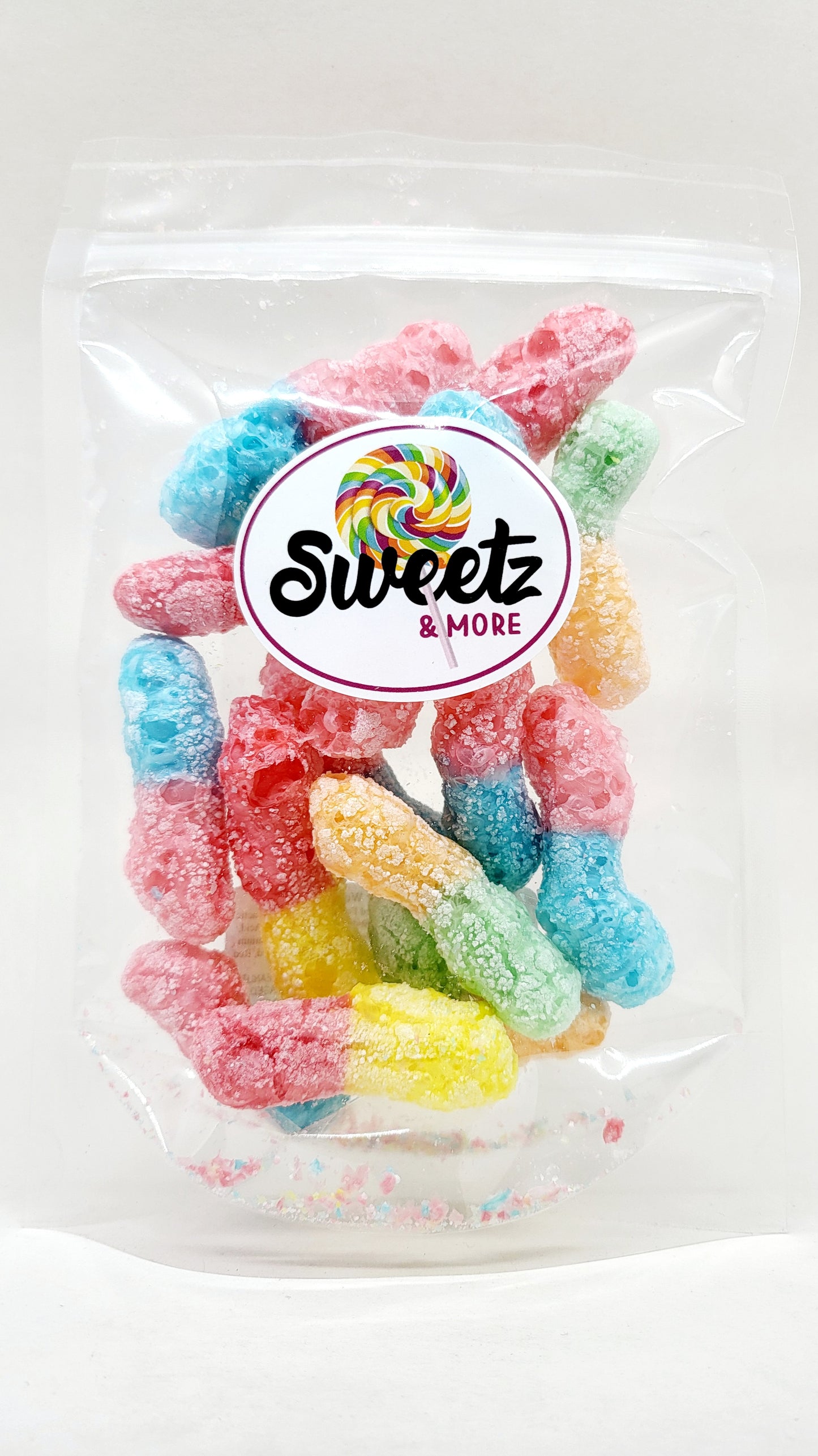 Freeze Dried Sour Worms 1 oz